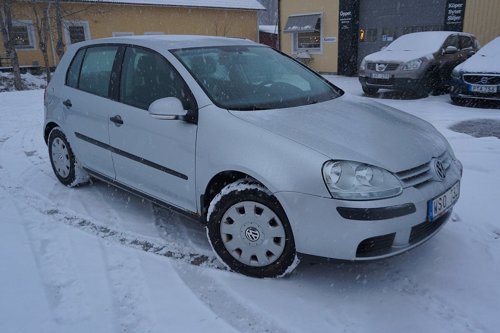 Volkswagen Golf 5-dörrar 1.6 Nybes