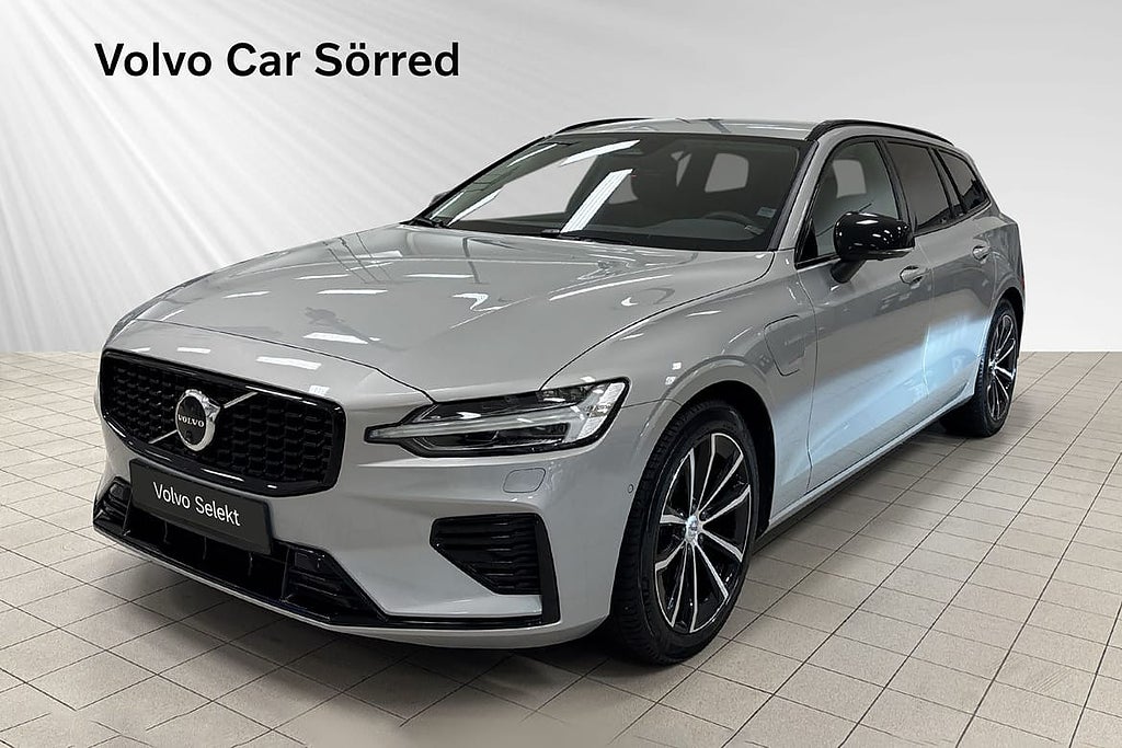 Volvo V60 T6 Plus Dark