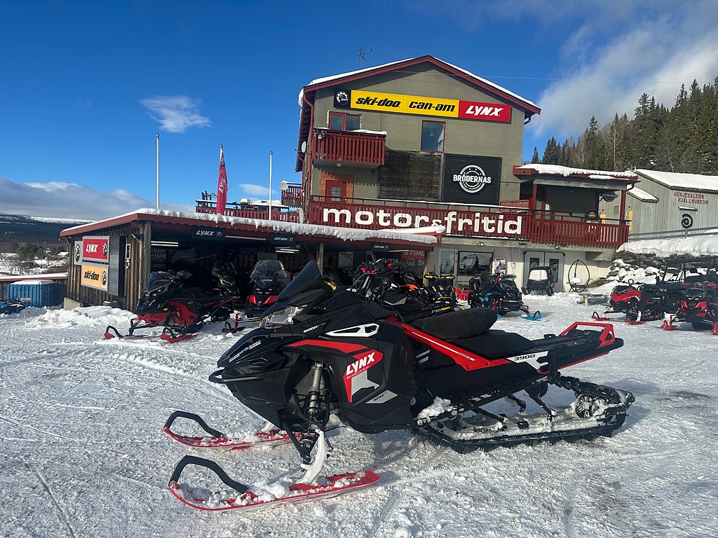 Lynx Shredder 3900 600R E-Tec -23 