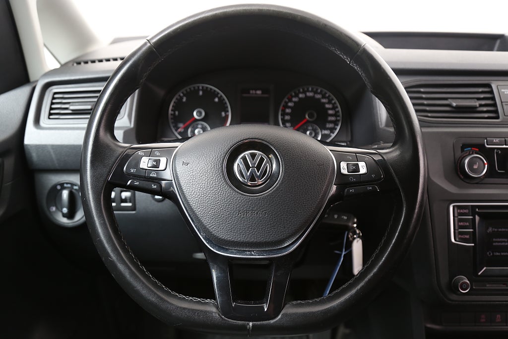 Volkswagen Caddy Maxi Van 2,0 TDI 102hk Skåp P-Värmare Drag Leasbar 2019