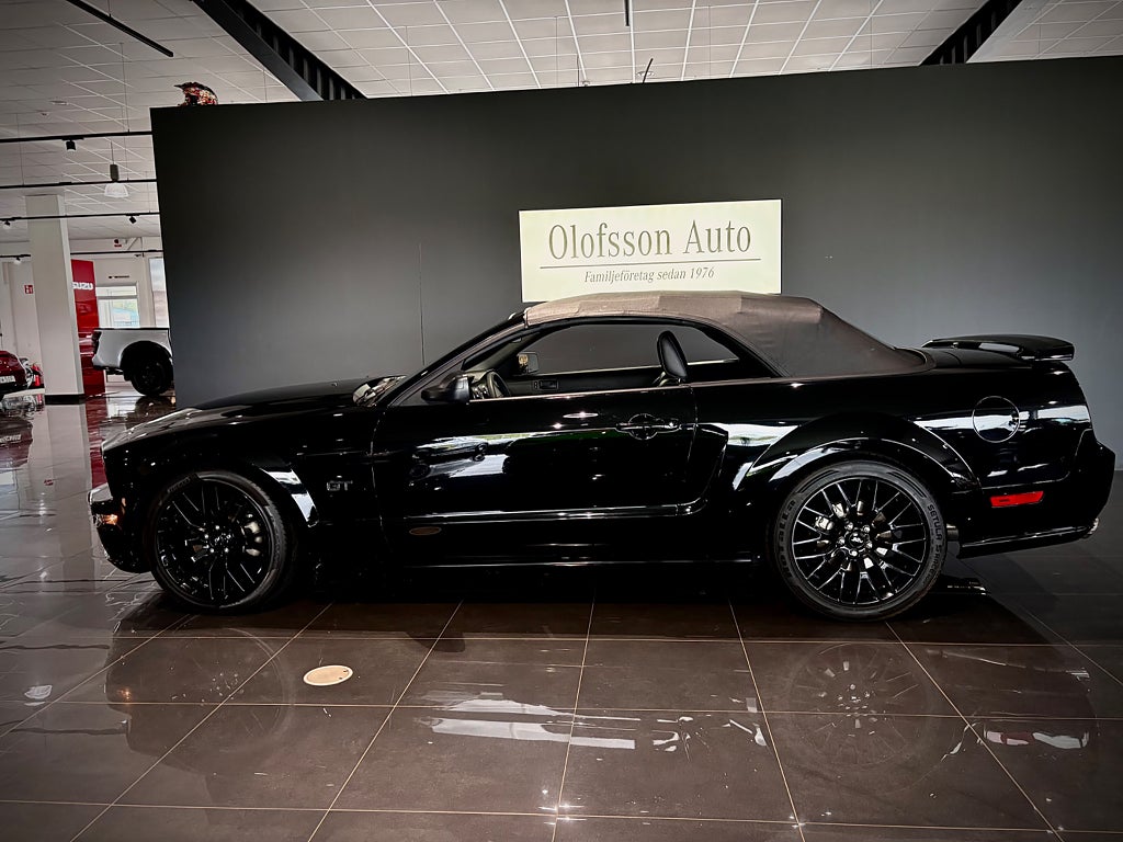 Ford Mustang GT V8 Convertible OBS! 2800mil - bild 8