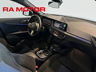 Halvkombi BMW M135i 12 av 28