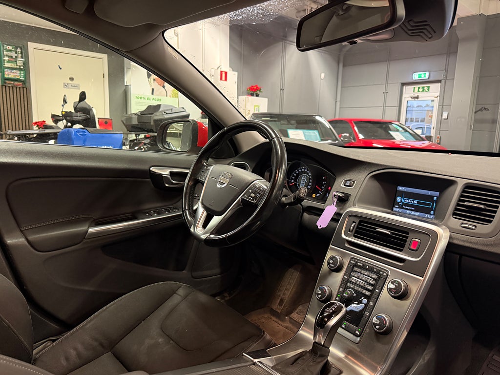 Volvo V60 2014 - miniatyr 10