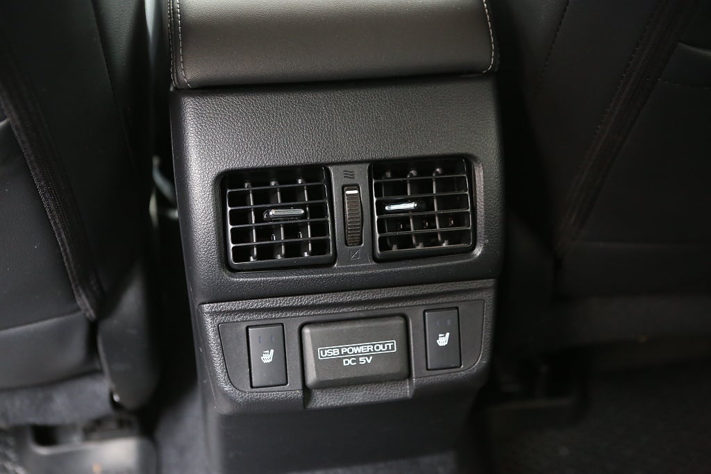 Subaru Outback 2,5i Ridge AWD Aut Skinn Bränslevärmare Drag 2018