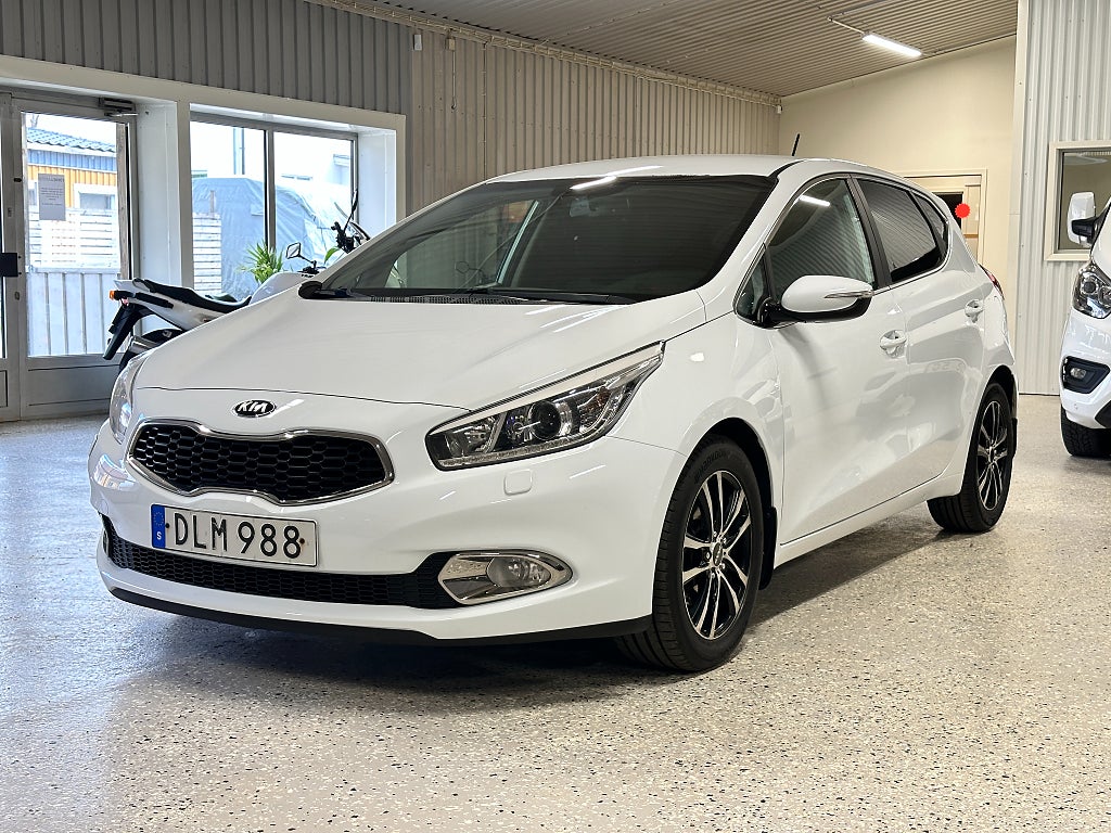 Kia Ceed cee'd 1.6 CRDi EX Comfort Euro 5 Välservad