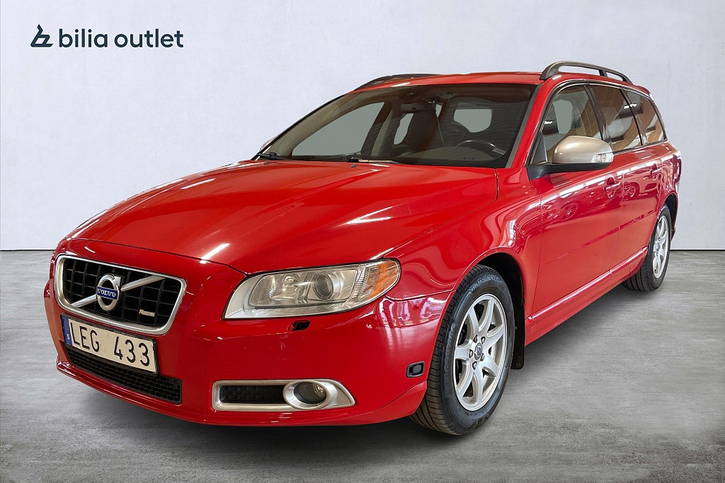 Volvo V70 2.5FT  R-Design Skinn / Drag / M-Värmare