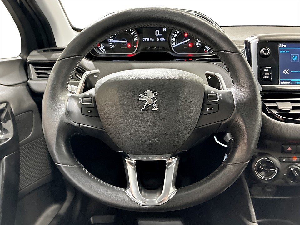 Bild på Peugeot 208 Active 1.2 PT 82hk Aut BLUETOOTH FARTHÅLLARE