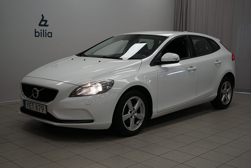 Volvo V40 D2 Business | Programbar bränslevärmare |