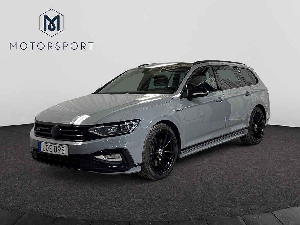 Volkswagen Passat Sportscombi R-line 240hk 4M GTS Värmare Drag Navi 