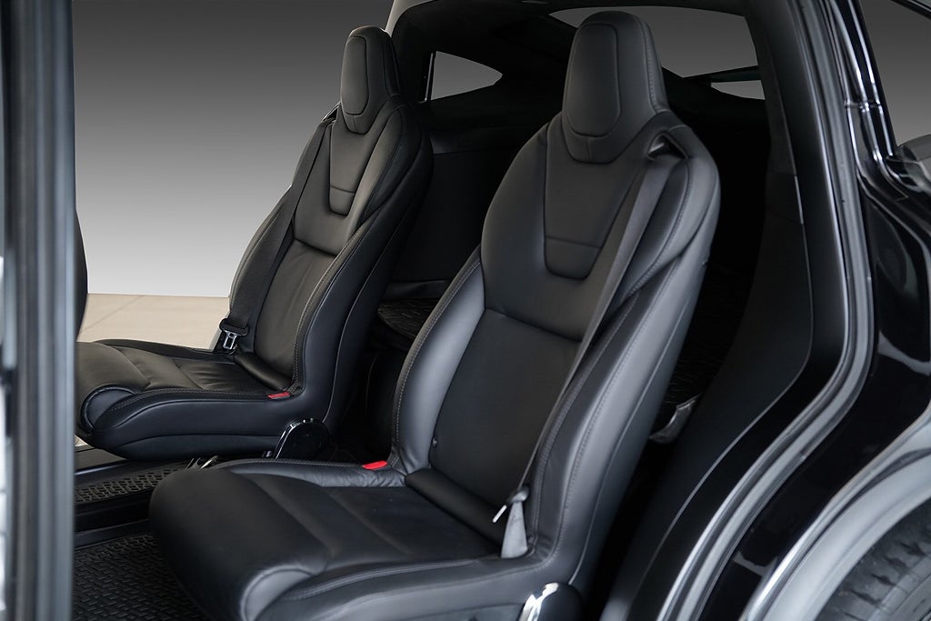 Tesla Model X 100D|FSD|AWD|Dragkrok|6-sits|Backkamera|Folierad