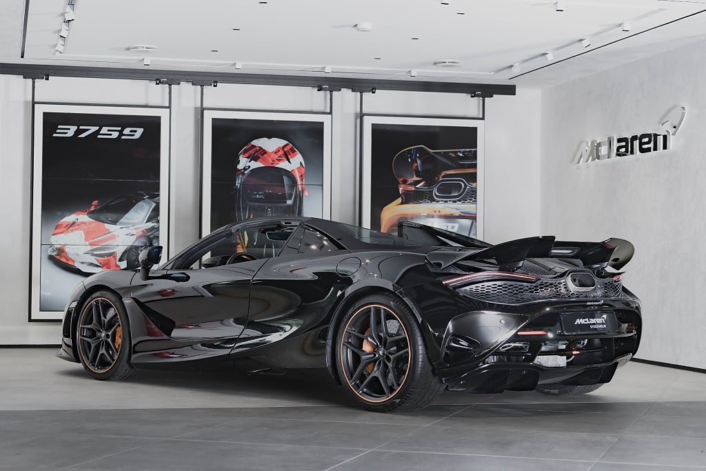 Gallery image 3 of 17