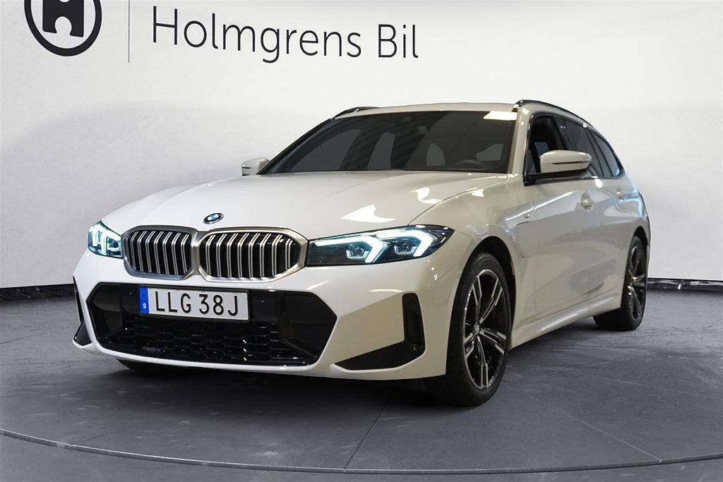 BMW 330 e Touring M-Sport Drag Kamera Tonade Apple CarPlay 292hk | Ränta