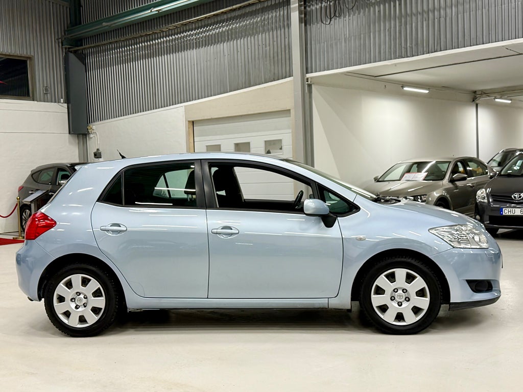Toyota Auris 5-dörrar 1.6 Dual VVT-i Vinterhjul Hemleverans - miniatyr 6