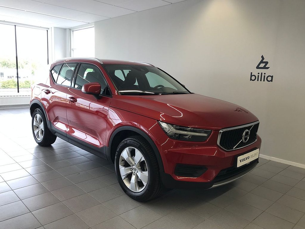 Volvo XC40 T2 FWD Momentum Värmare Backkamera Rattvärme