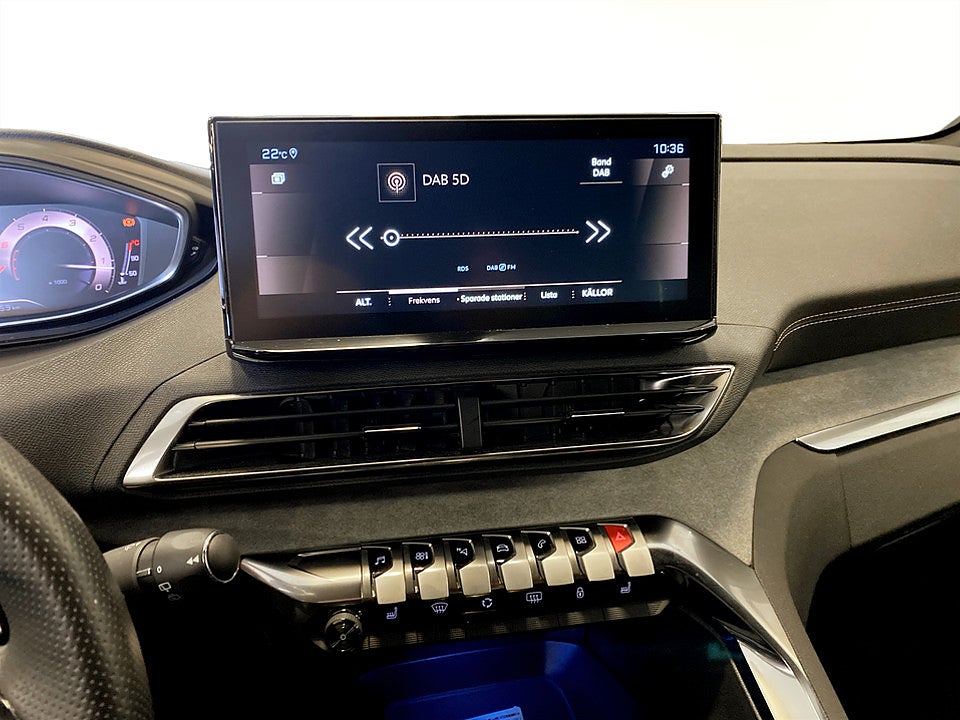 Bild på Peugeot 5008 GT 1.2 PT 130hk Aut B-KAMERA CARPLAY
