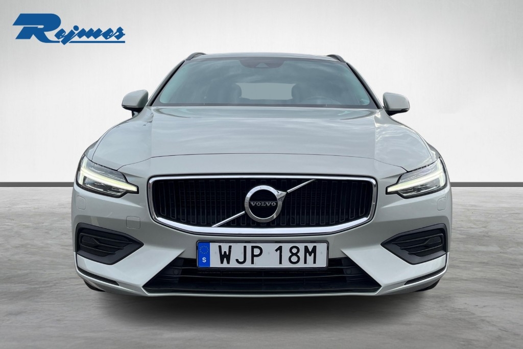 Volvo V60 D4 Momentum Edition 2019, photo 5/10
