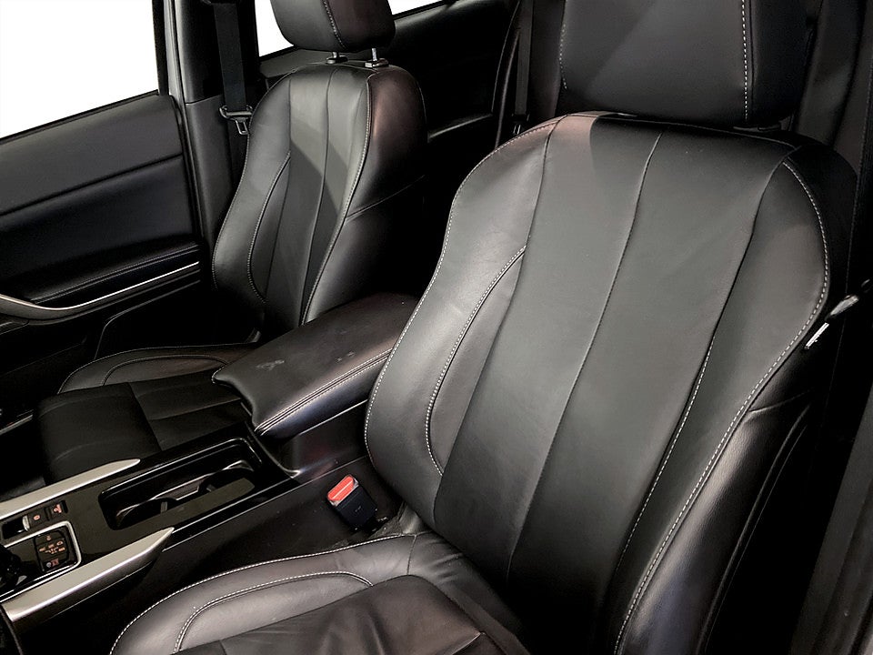 Bild på Mitsubishi Eclipse Cross PHEV 2.4 188hk Aut AWD B-KAMERA PANO HUD