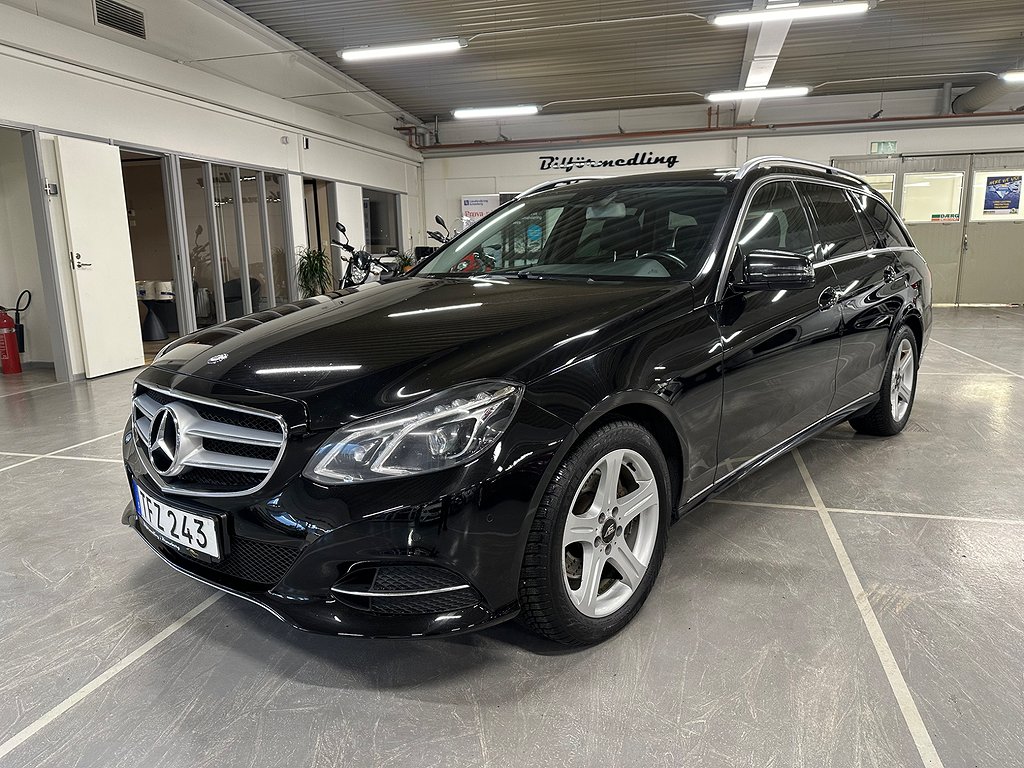 Mercedes-Benz E 250 T 4MATIC 7G-Tronic Värmare Panorama Drag