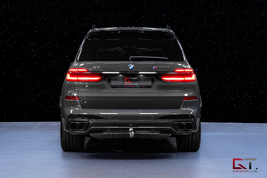BMW X7 M60i xDrive 2026 MOMS 23" Carbon B&W Pano Sky Massage