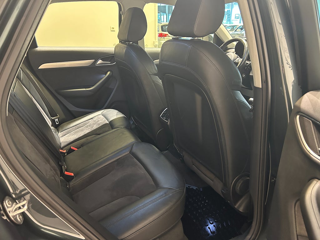 Audi Q3 2017 - miniatyr 7
