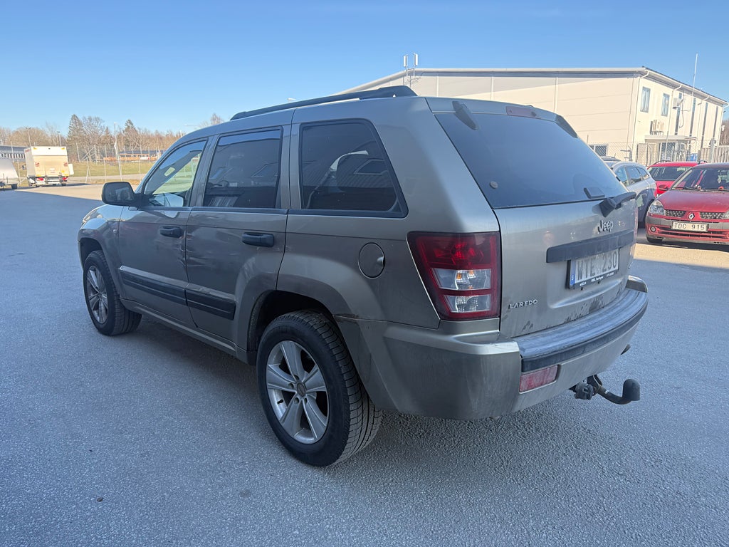 Jeep Grand Cherokee 4.7 V8 4WD ,Automat,drag,Mvärmare.