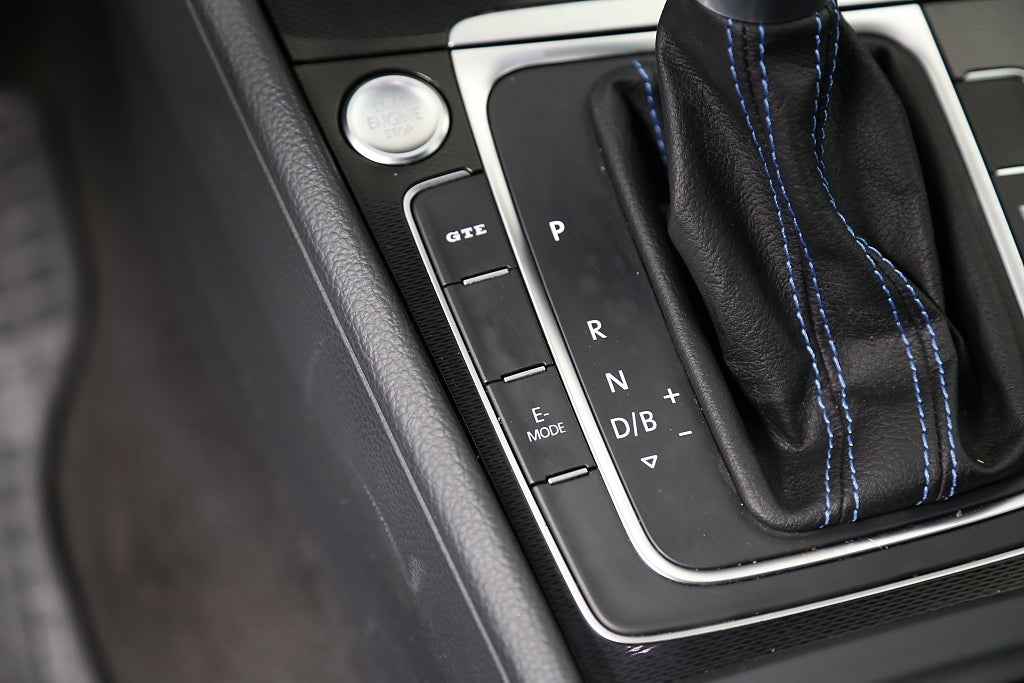 Volkswagen Golf GTE 1,4 TSI Plug-in 204hk DSG Kamera Värmare Dragkrok 2016