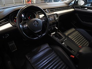Kombi Volkswagen Passat 9 av 23