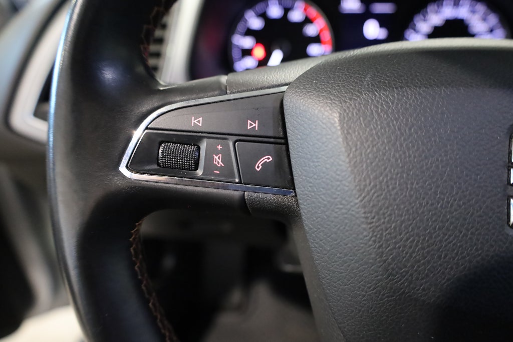 Seat Leon X-Perience 1.4 TSI Drag M-värme Kamera CarPlay 2017