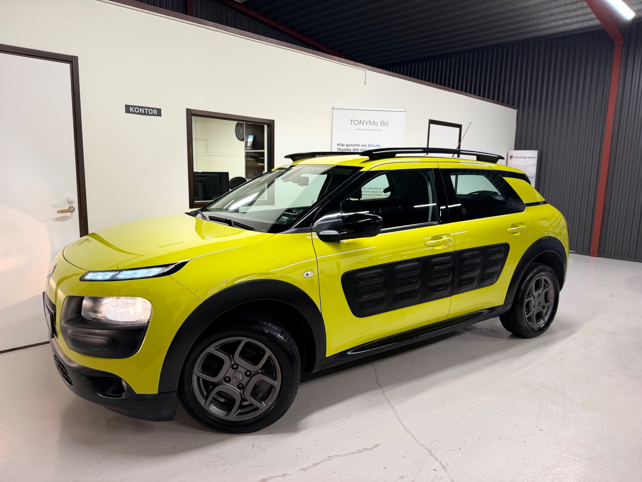 Citroen C4 Cactus 1.2 PureTech Euro 5 2014, photo 4/10