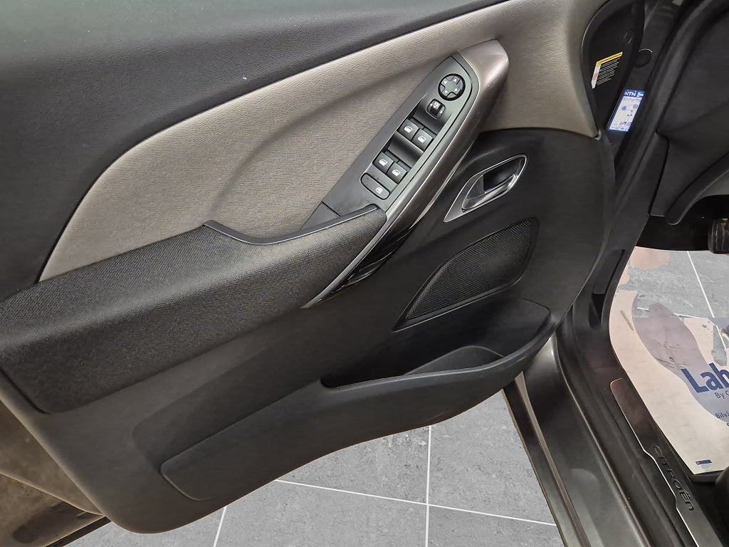 Citroën Grand C4 Picasso 2020 - miniatyr 12