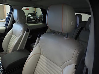 SUV Land Rover Discovery 22 av 31