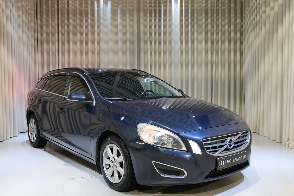 Volvo V60 D2 115HK Momentum Drivé Ny-Service