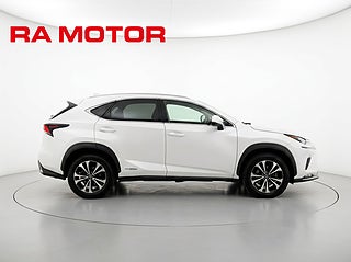 SUV Lexus NX 5 av 27