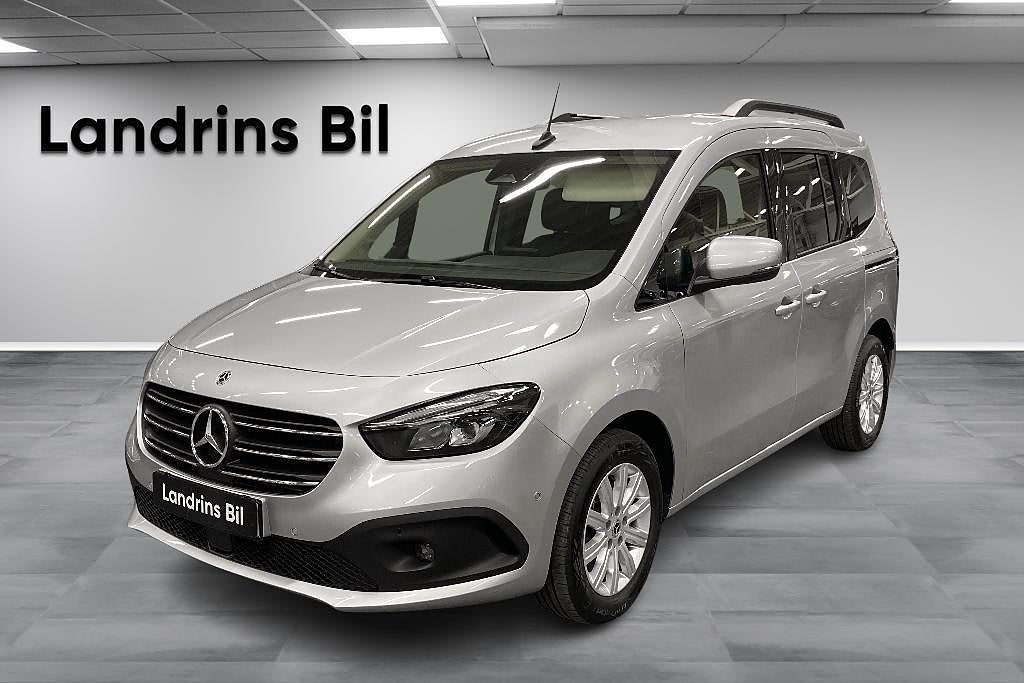 Mercedes-Benz T 180 d DCT, 