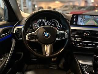 BMW 520 d xDrive Sedan HuD/HIFI/Drag/Rattvärme/S&V-hjul