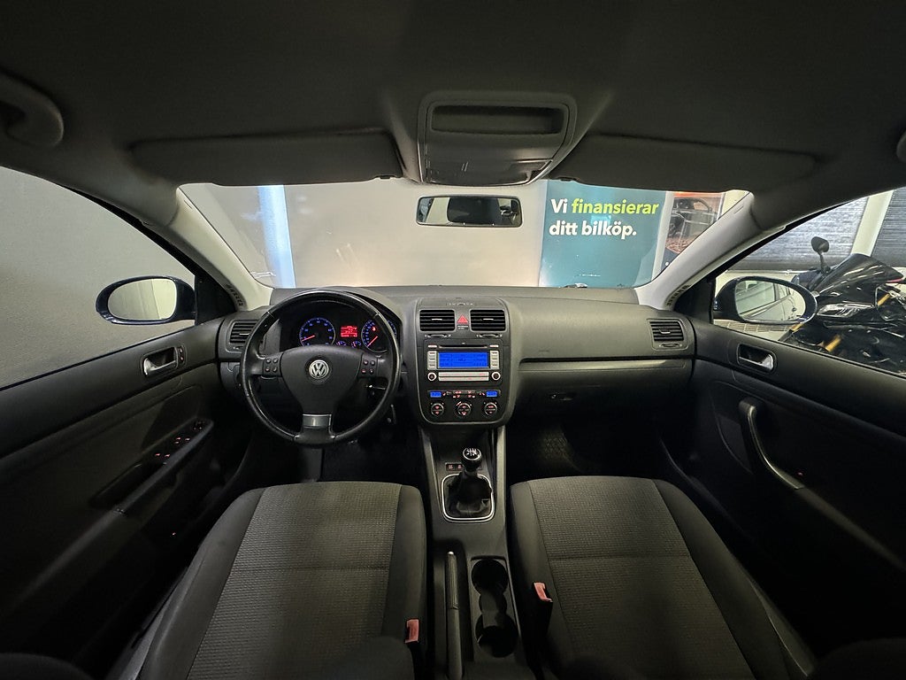 Volkswagen Jetta 1.6 Multifuel Trendline | DRAG | P-SENSOR | S+V | NYBES