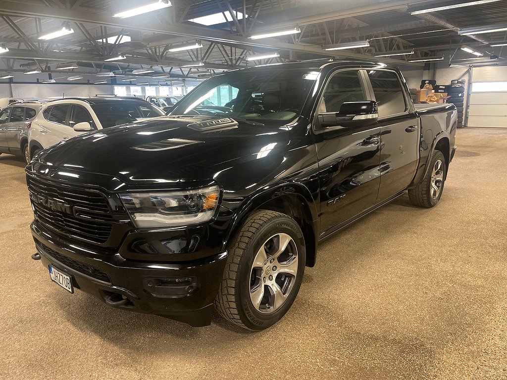 Dodge RAM 1500 Crew Cab 5.7 LARAMIE NIGHT EDITION Panorama Drag