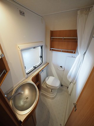 Husvagn, 1-axl Knaus 560 Royale 17 av 21