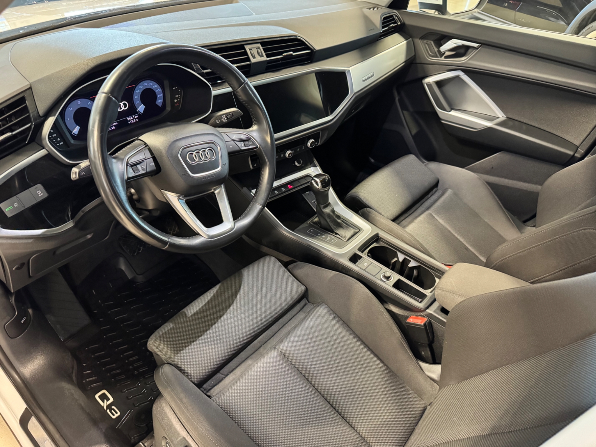 Audi Q3 2019, bild 7/45