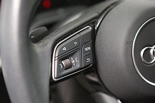SUV Audi Q2 13 av 22
