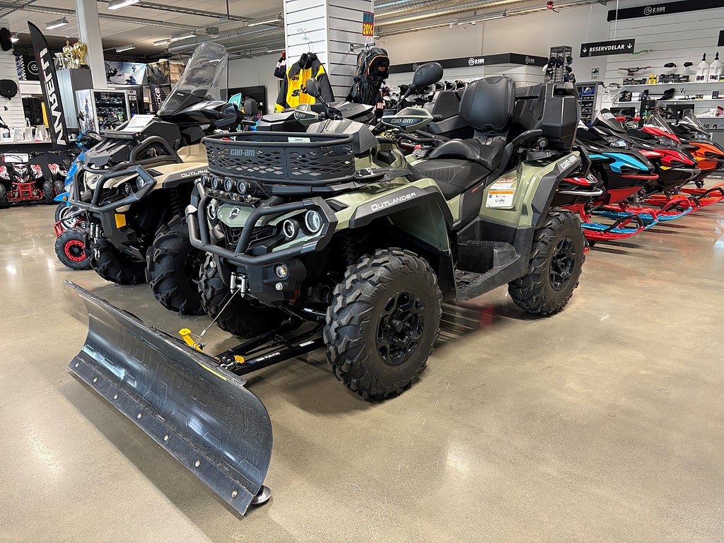 Can-Am Outlander 570 MAX PRO