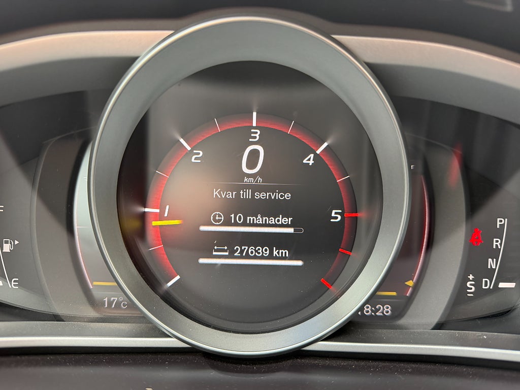 Volvo V40 Cross Country D3 Geartronic Momentum Euro 6