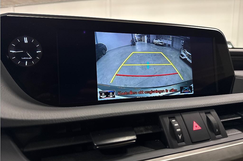 Lexus ES ES300h Limited Edition, Läder, FR 2,95%, kamera, Navi