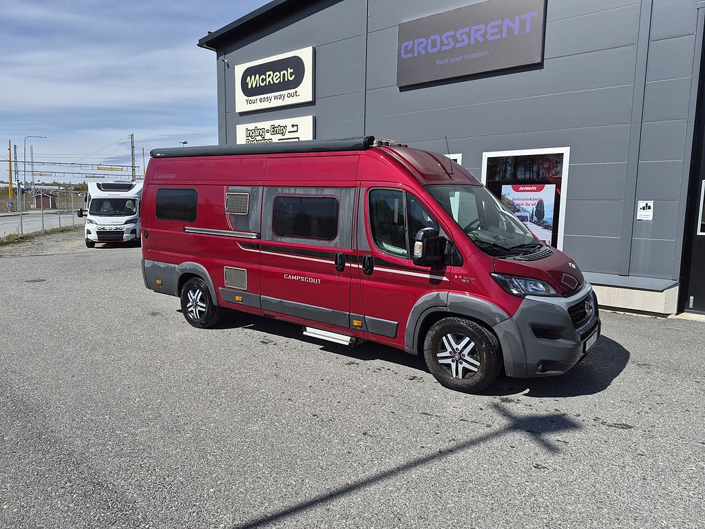 Globecar Campscout långbäddar, 150 hk, automat, drag, Aguti sittbänk 
