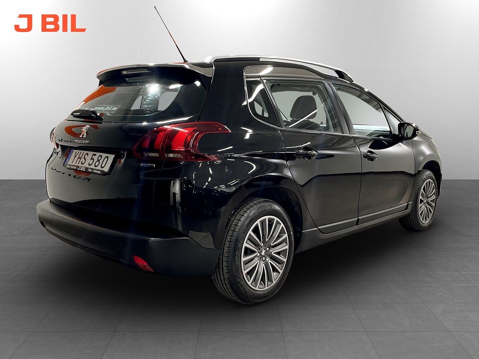 Bild på Peugeot 2008 Active 1.2 PT 82hk - FARTHÅLLARE,P-SENSOR BAK