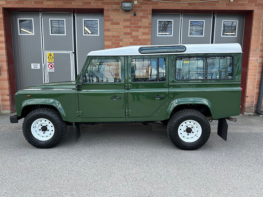 Land Rover Defender 110 Kombi 2.5 TD5, Ny Renoverad, 13 855 Mil, Sv såld