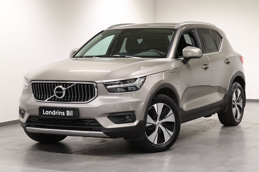 Volvo XC40 Recharge T4 Momentum 