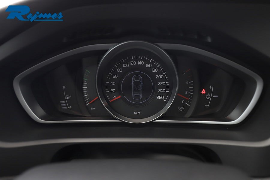 Volvo V40 D2 Manuell, 6-trinn, 115ps, 2015