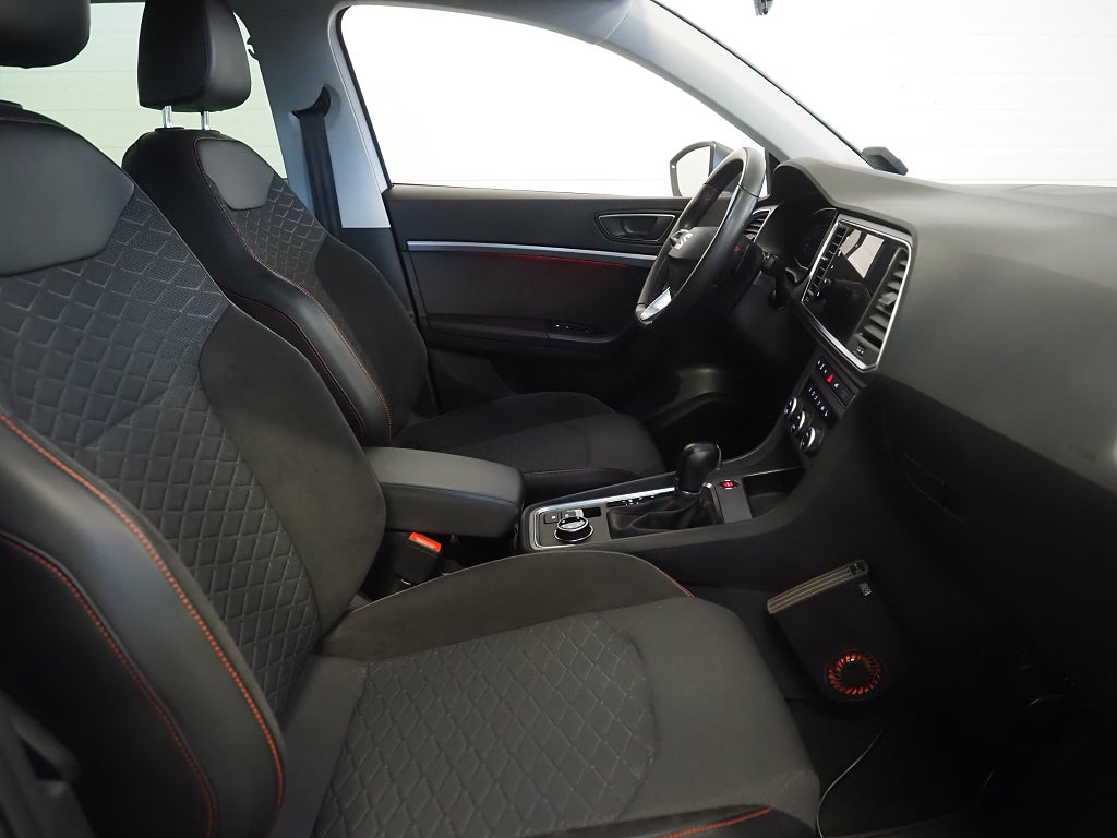 Seat Ateca 2.0 TDI 4Drive 150hk FR Cockpit Drag Navi D-Värm Kamera 2021