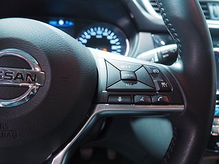 SUV Nissan Qashqai 18 av 24